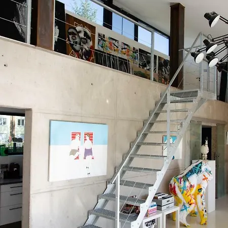 Modern Art Studio ヴィラ Owczarnia